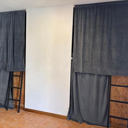 Spanglish Hostel Benidorm Dış mekan fotoğraf
